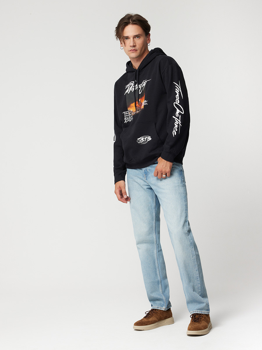 Brzowe póbuty sportowe na beowym spodzie