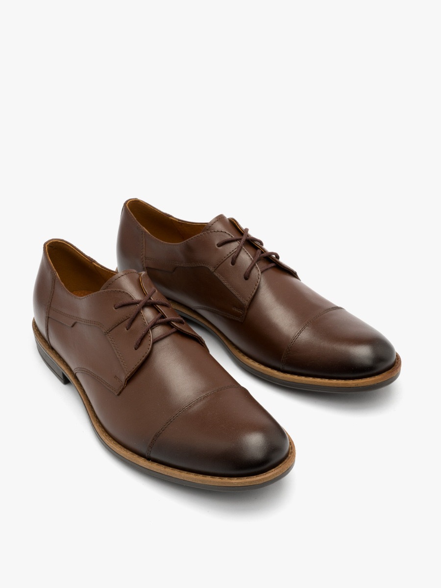 Brzowe póbuty mskie