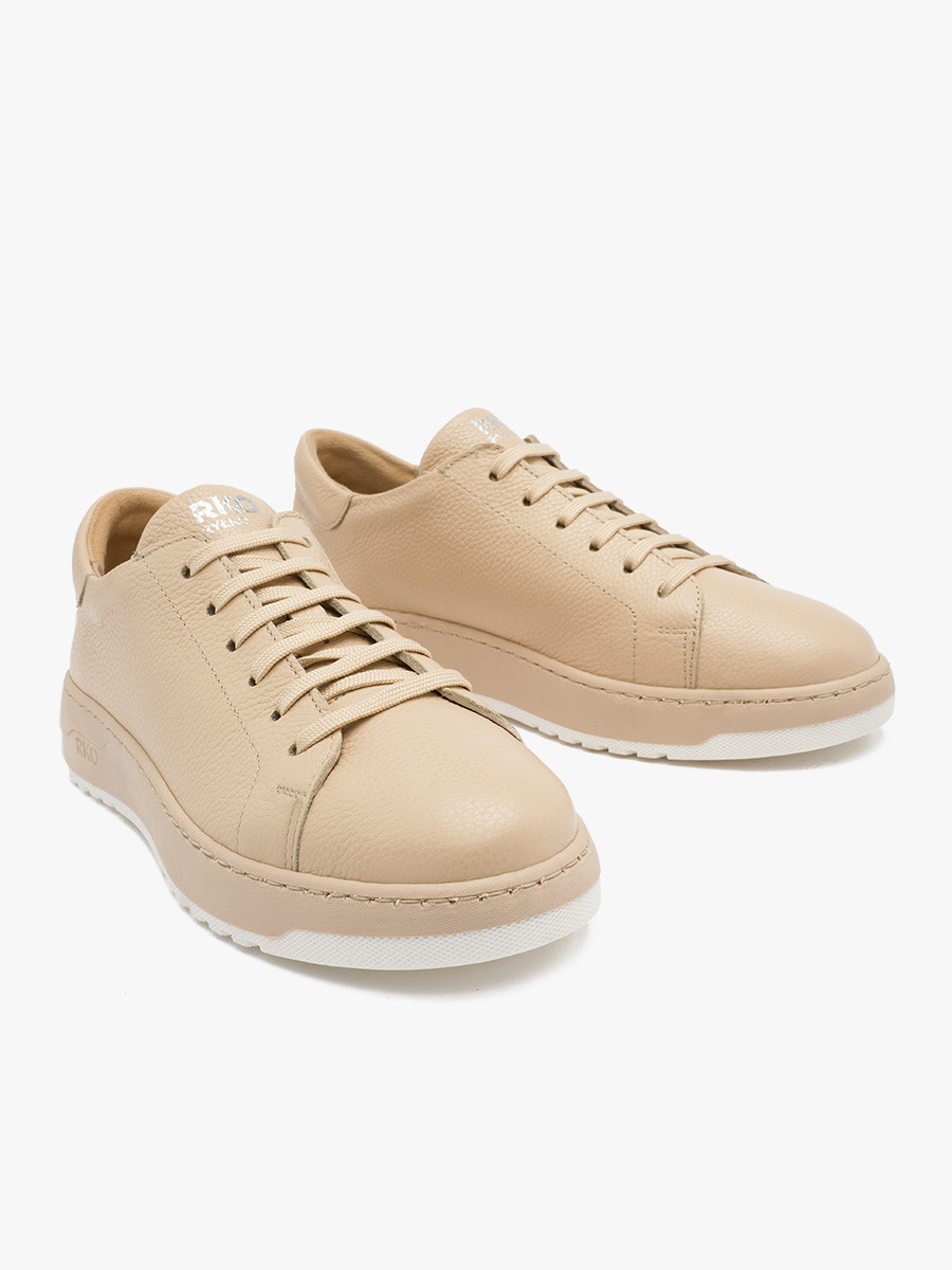 Beowe póbuty sportowe na dwukolorowym spodzie