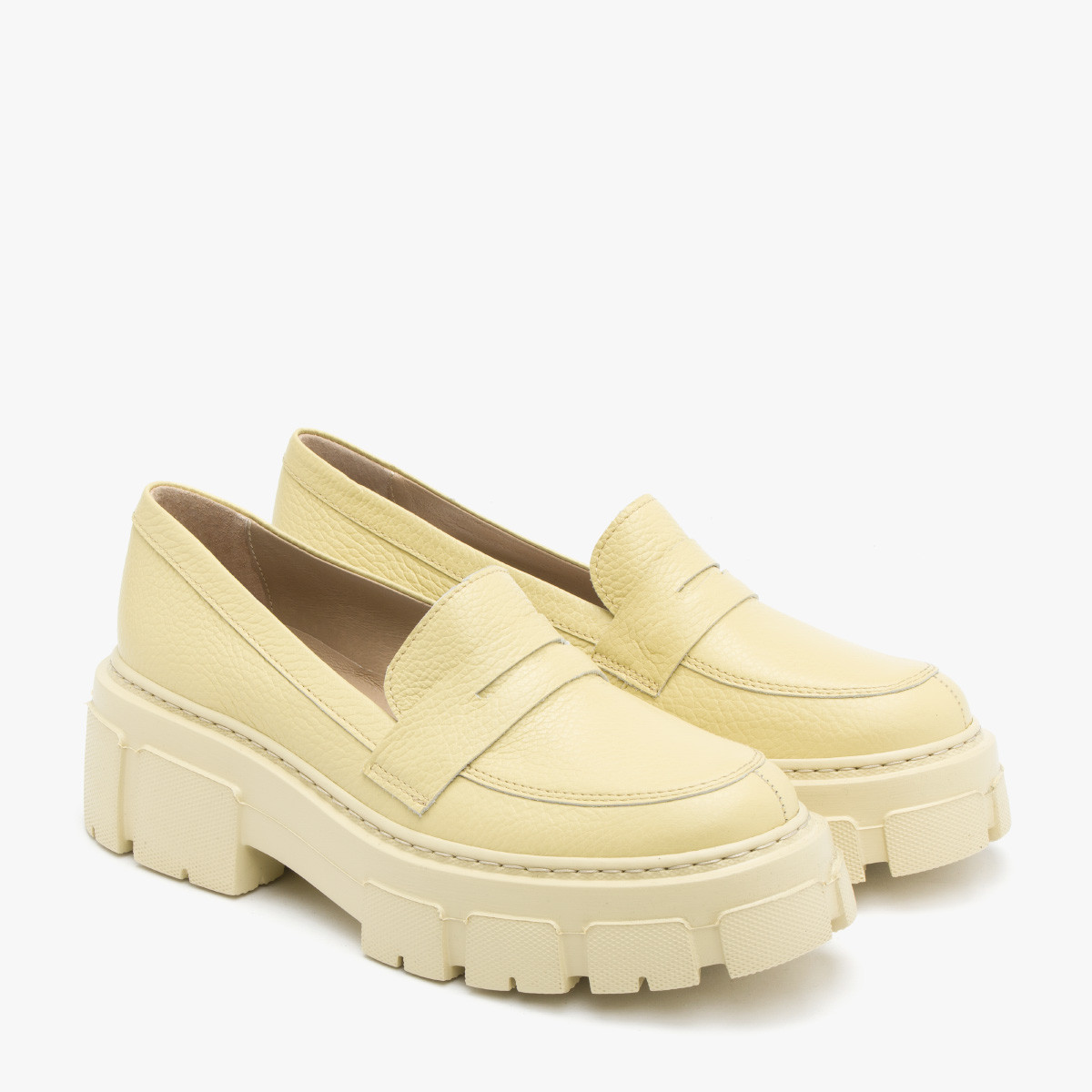 óte mokasyny na lekkiej podeszwie