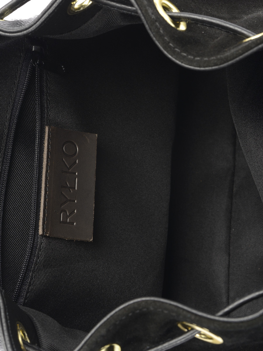 Czarna torebka z frdzlami