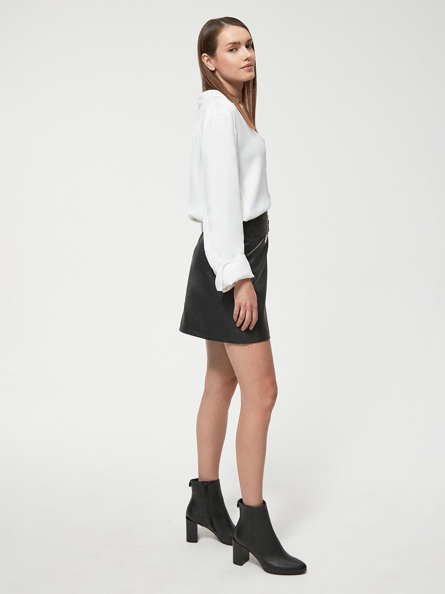 Czarne botki na obcasie