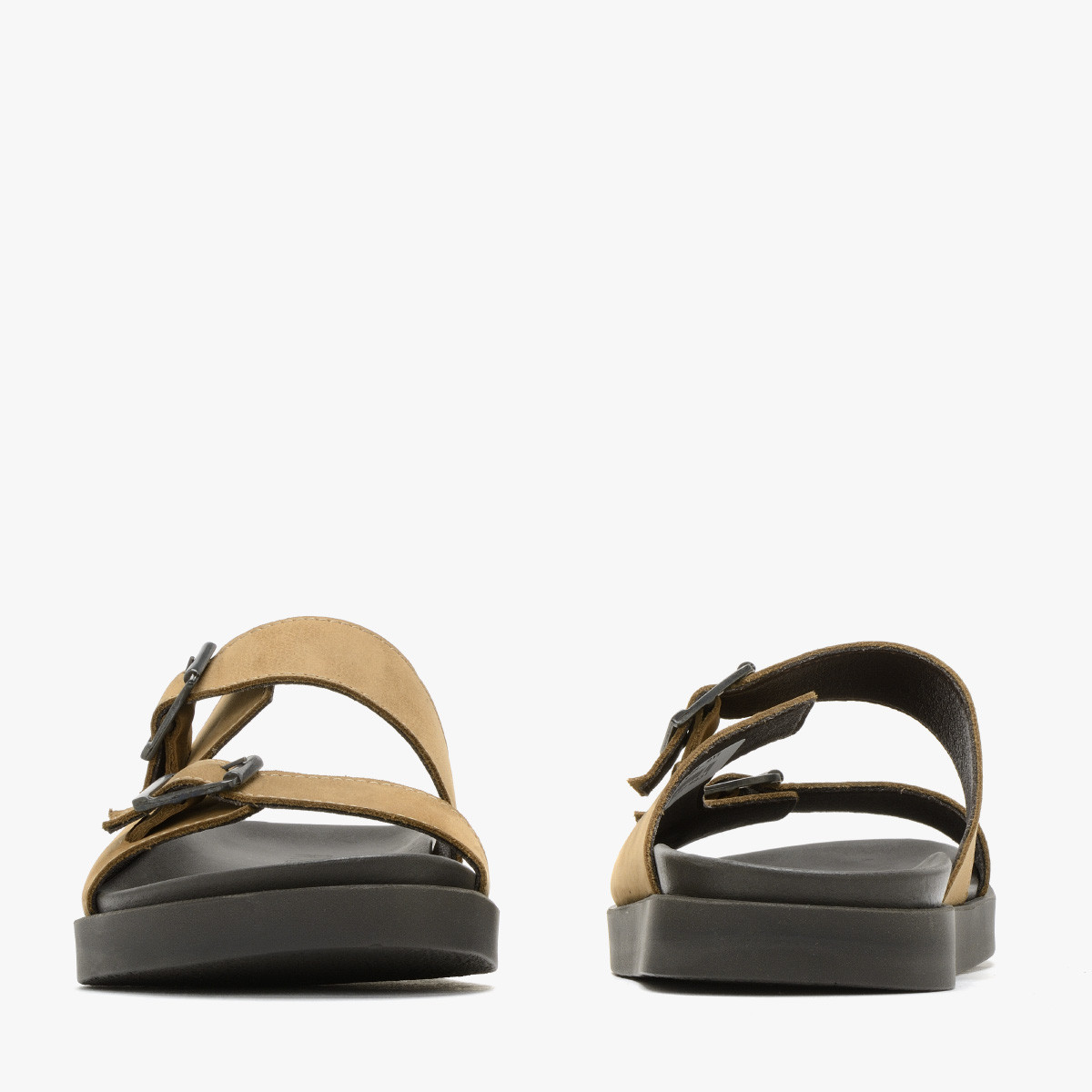 Klapki mskie z klamrami