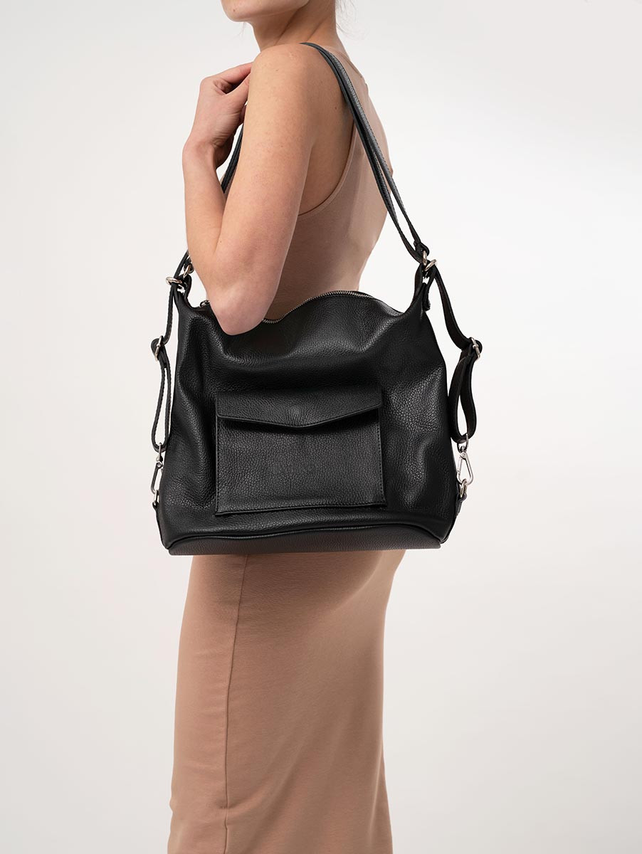 Czarna pojemna torebka