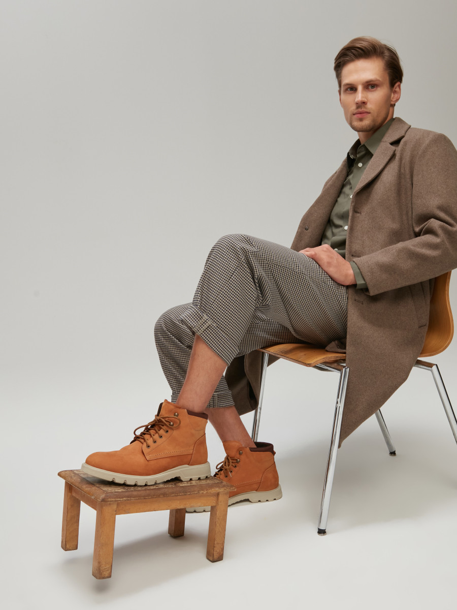 Jasnobrzowe trzewiki mskie