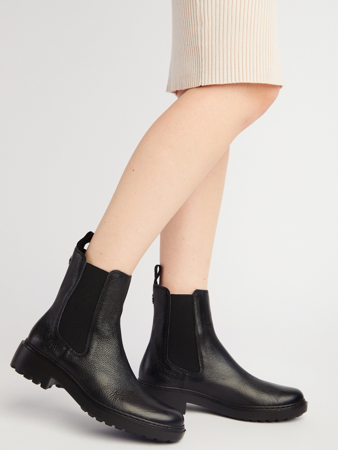 Czarne wsuwane sztyblety