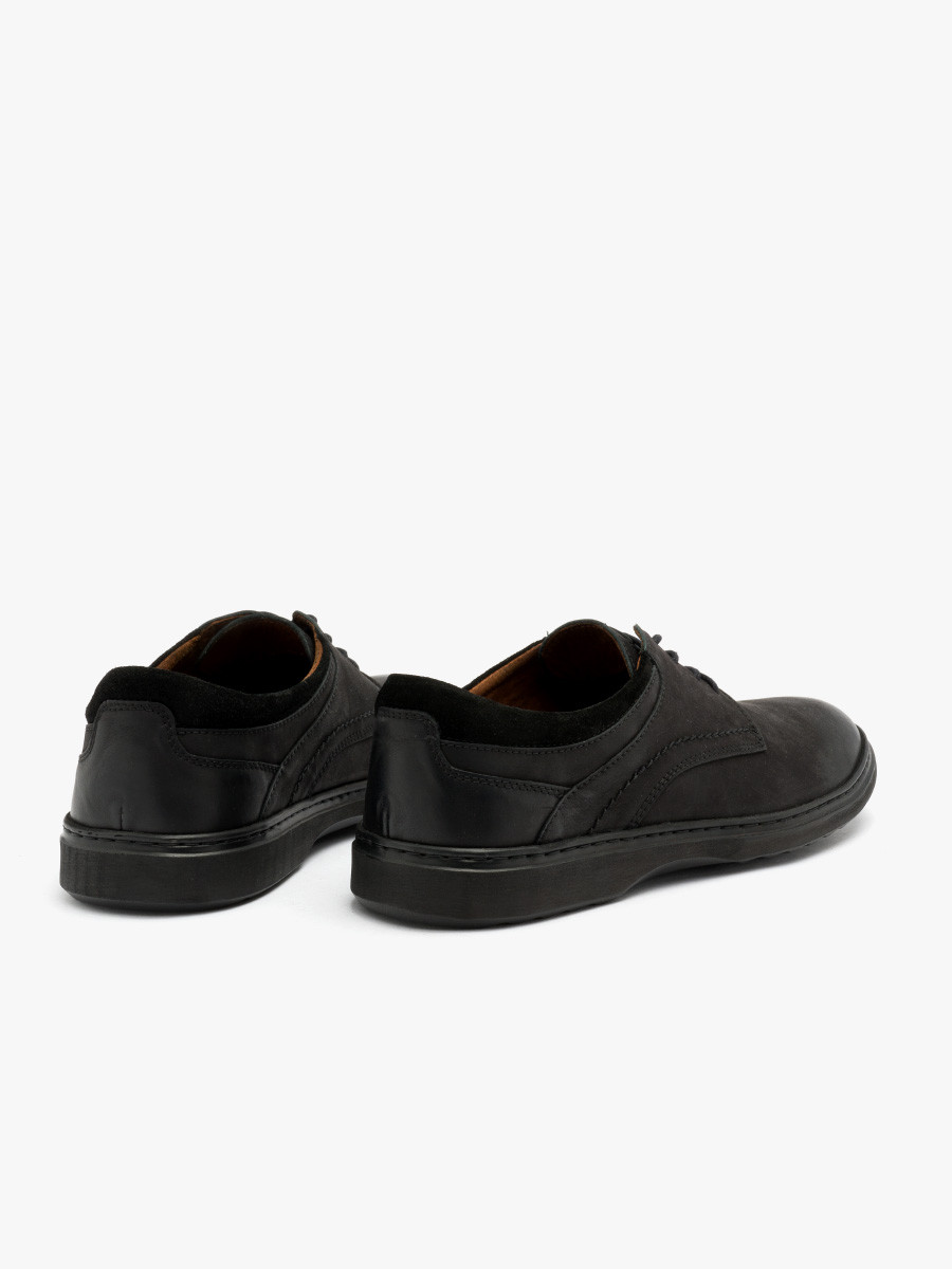 Czarne póbuty z przeszyciami