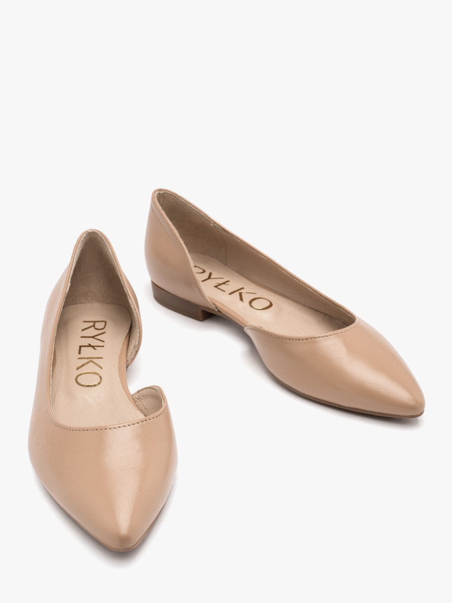 Beowa balerina z ozdobn cholewk