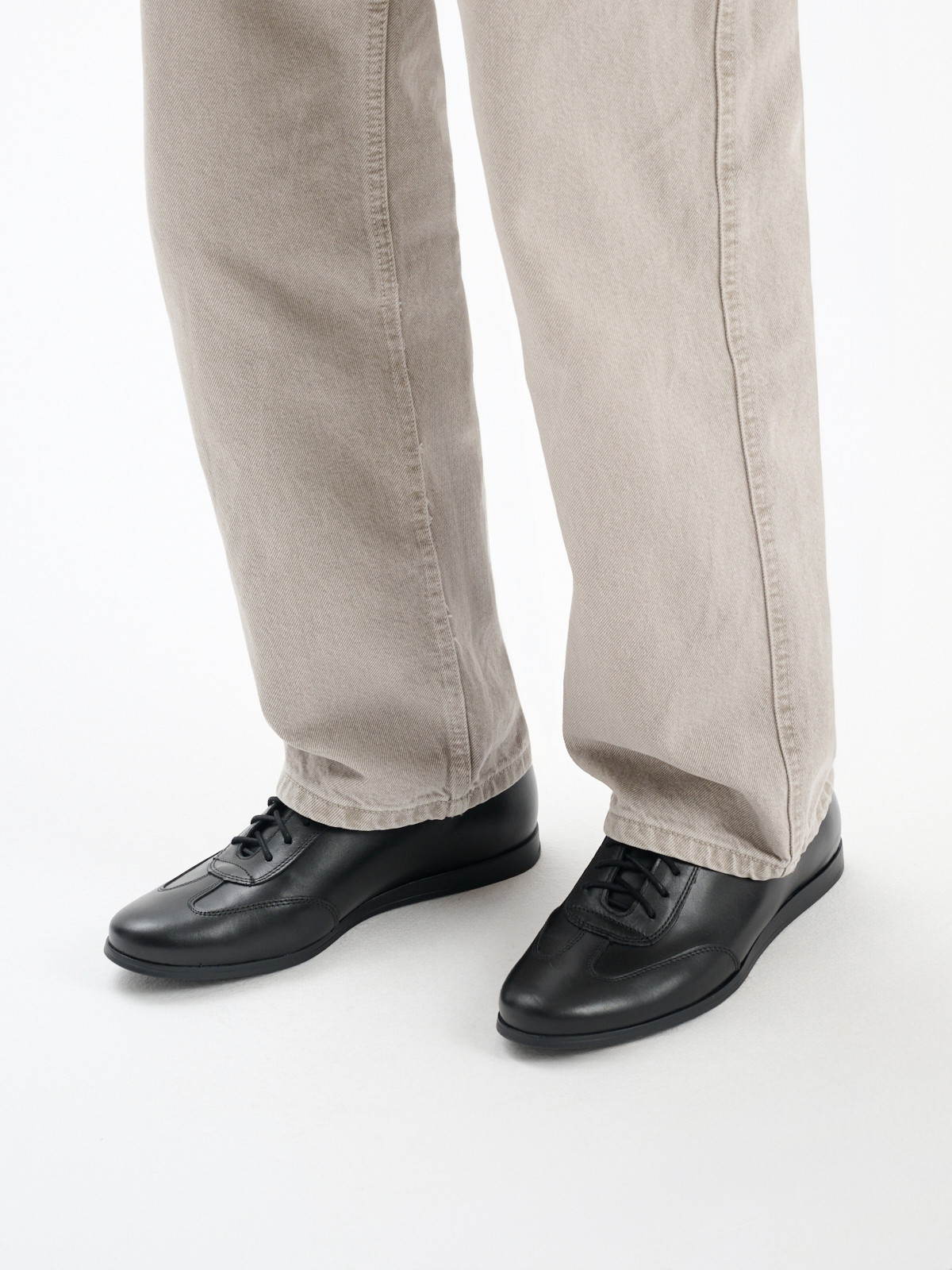 Czarne póbuty mskie sznurowane