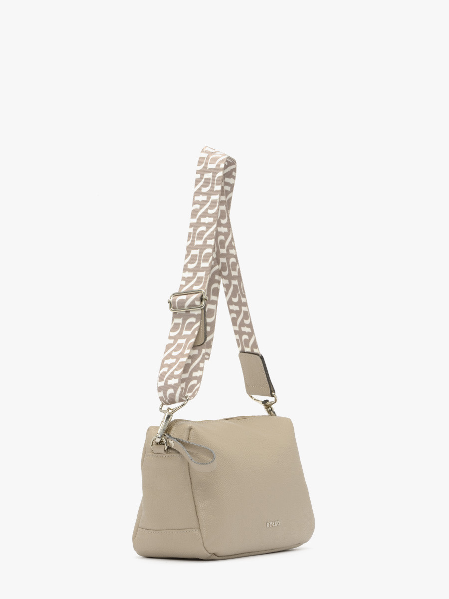 Beowa torebka na tamie z logotypem