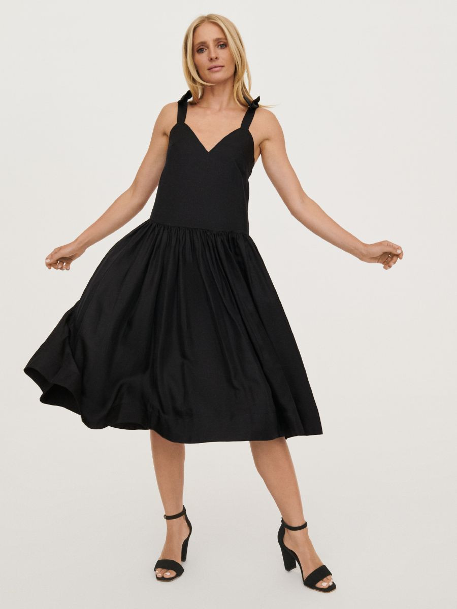 Czarne sanday na supku