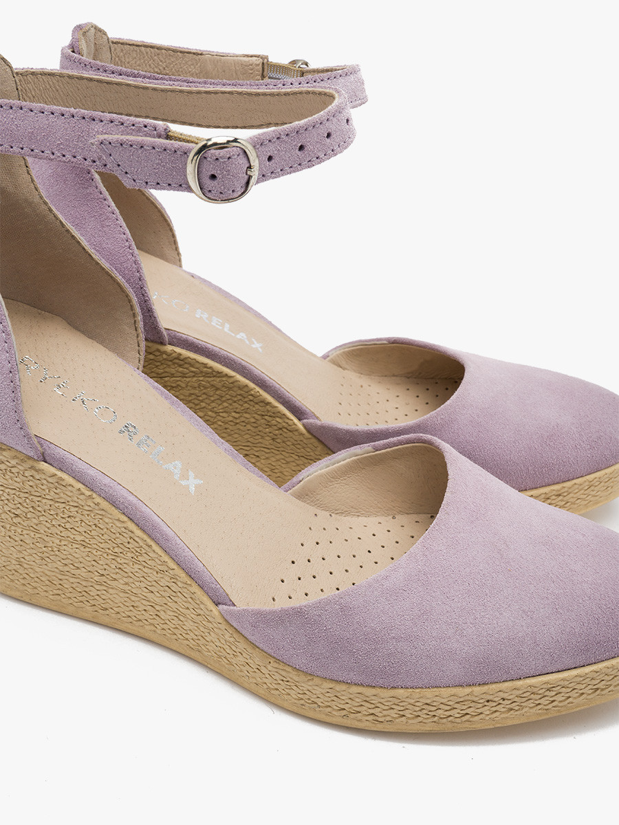 Liliowe dwuczciowe czóenka na platformie