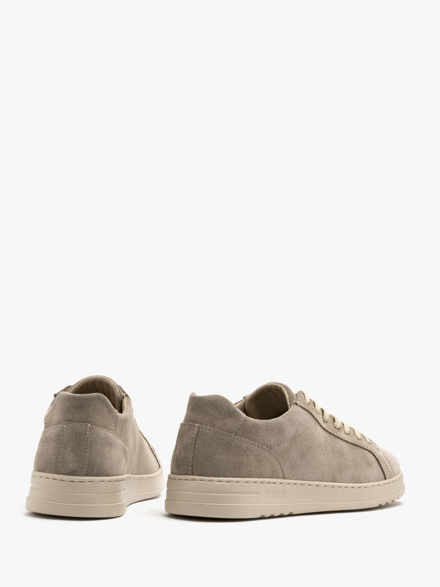 Oliwkowy póbut mski