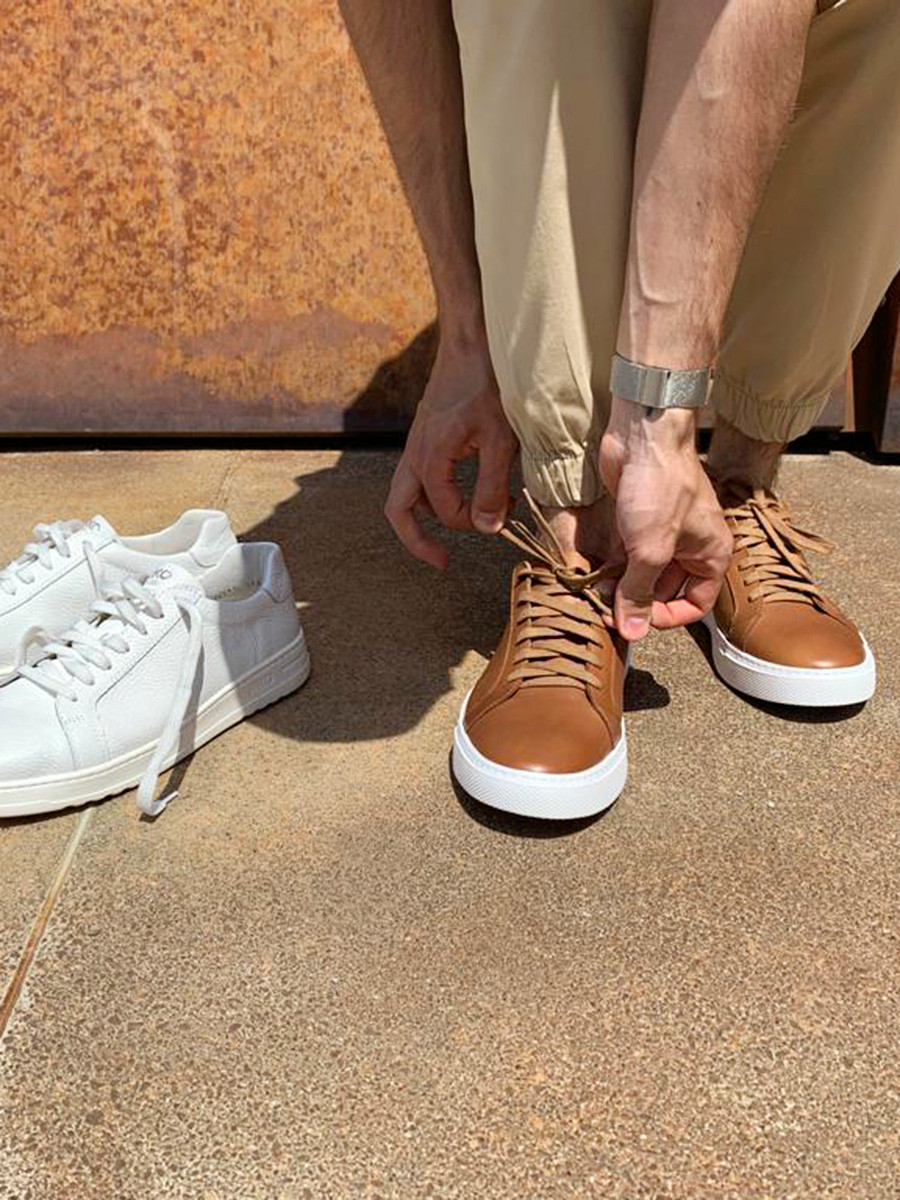 Brzowe póbuty sportowe