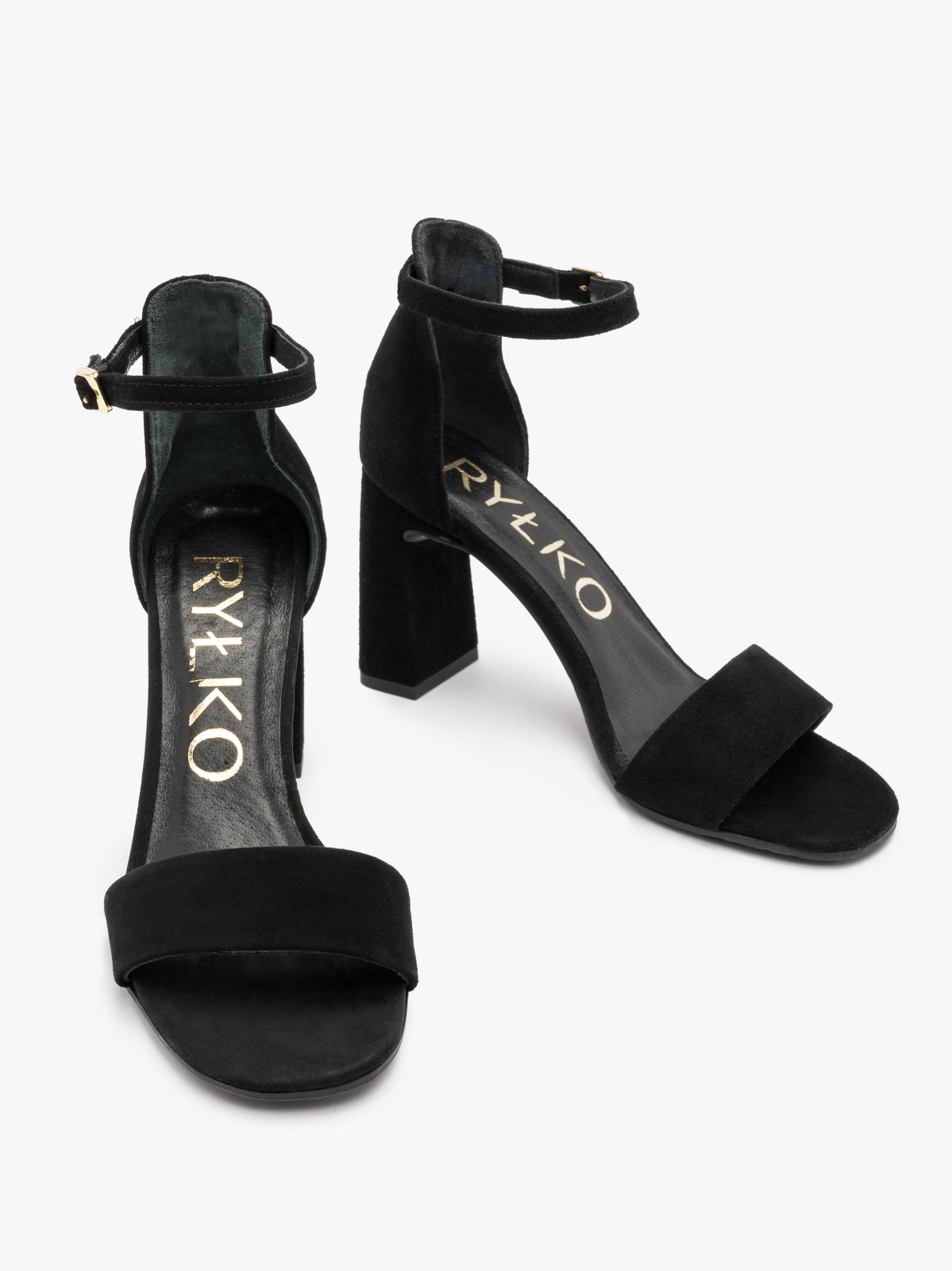 Czarne sanday w  na obcasie