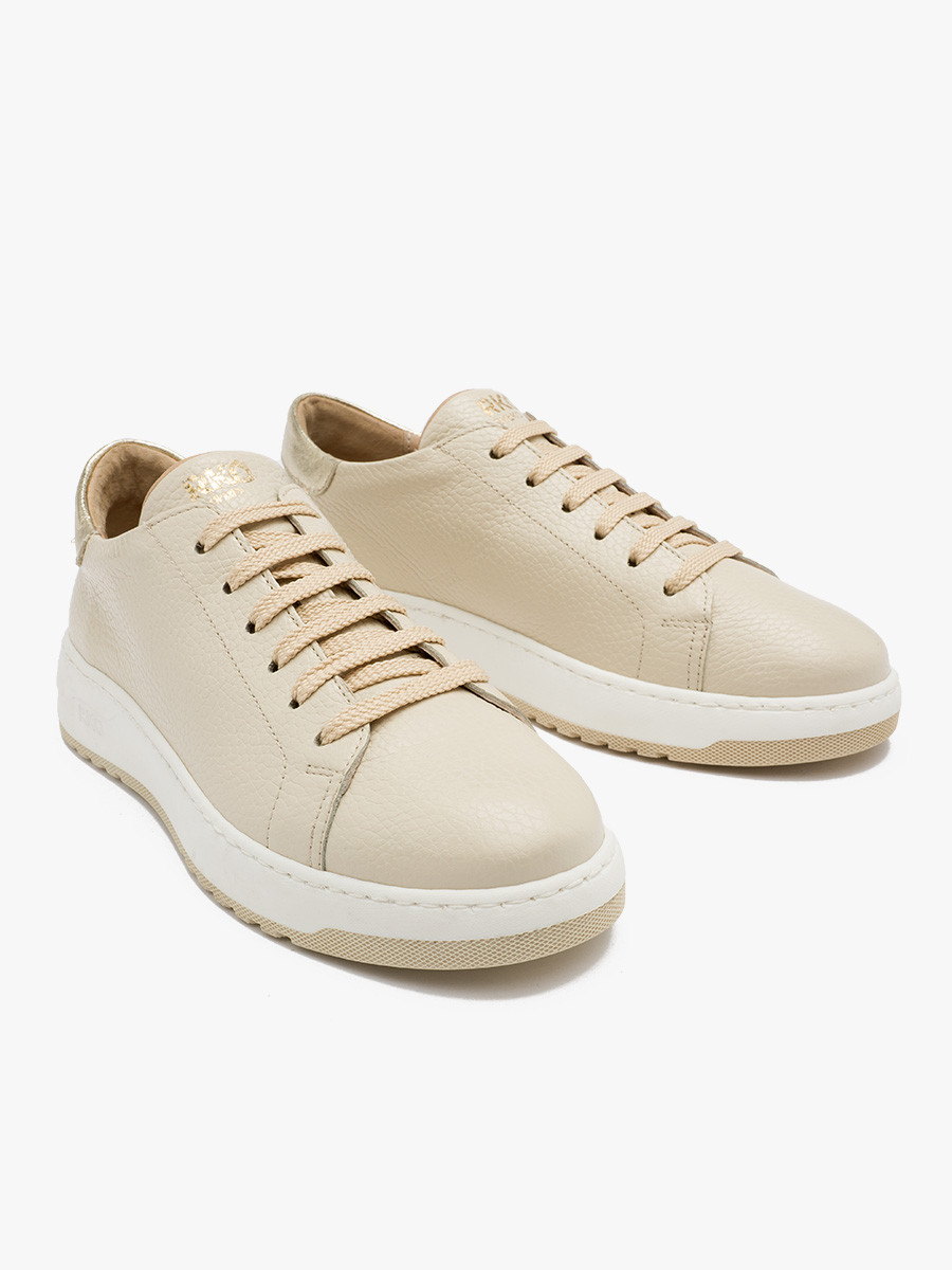 Beowe póbuty sportowe ze zot wstawk