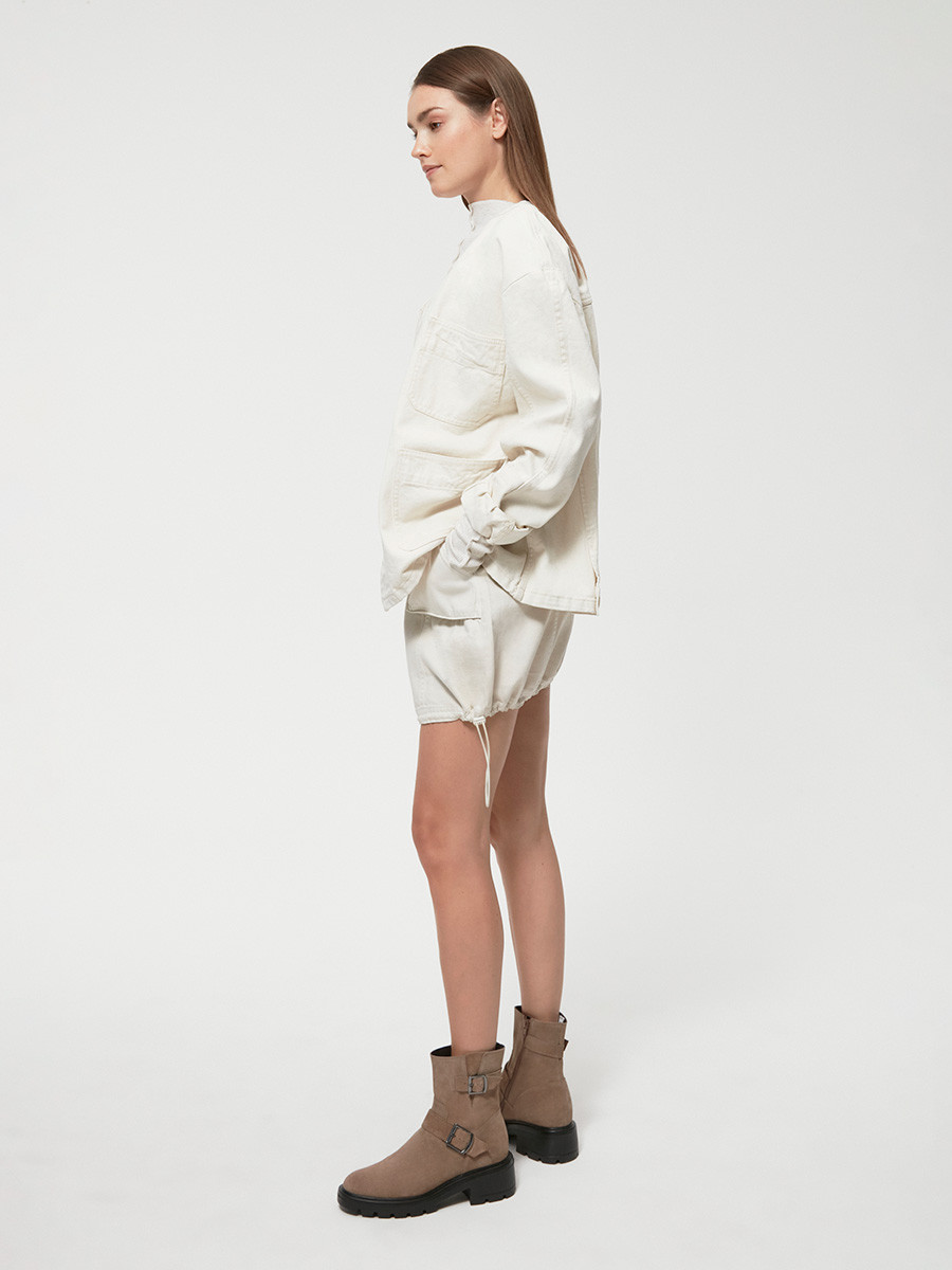 Piaskowe botki ze sprzczkami