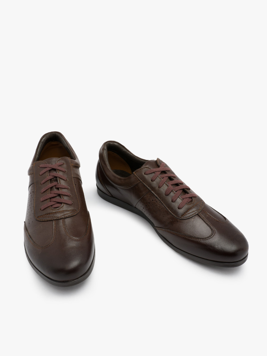 Ciemnobrzowe póbuty mskie