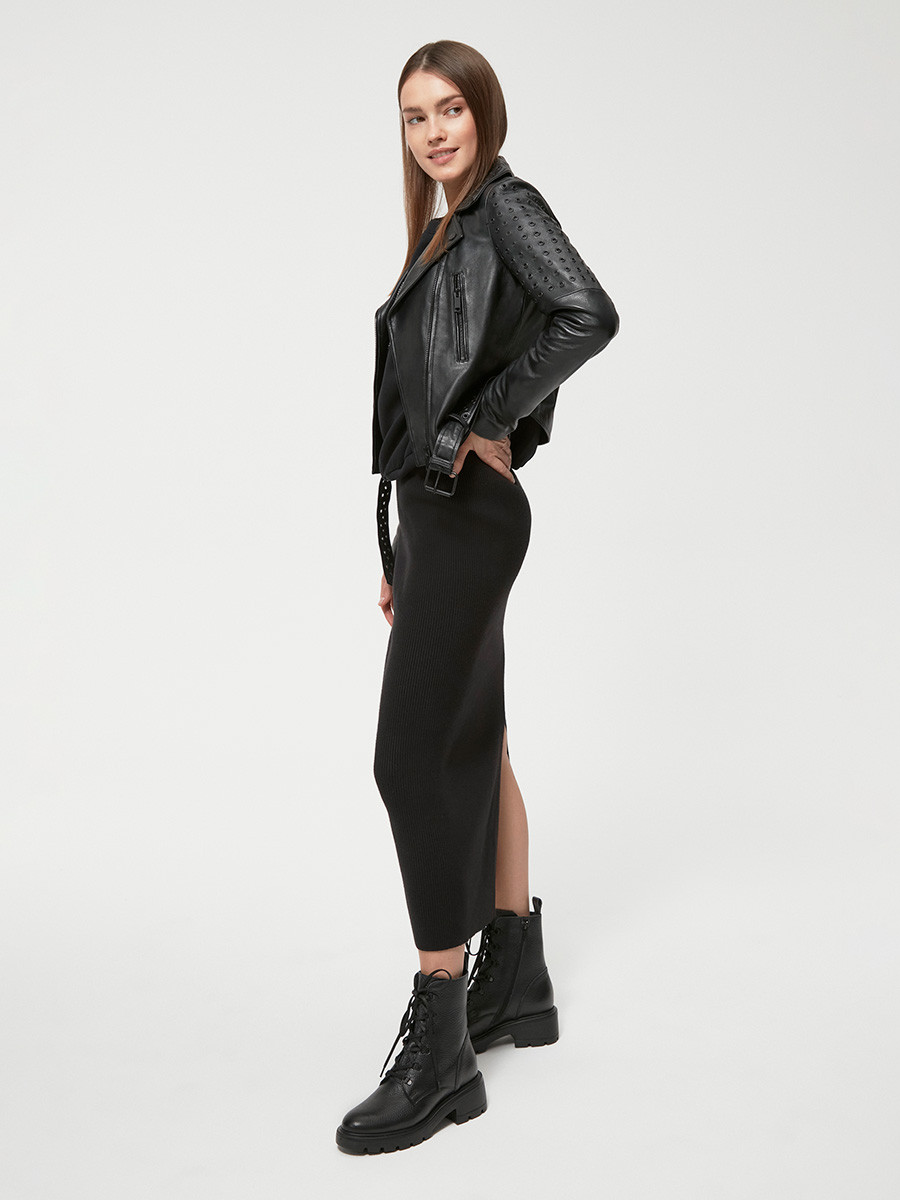 Czarny trzewik damski