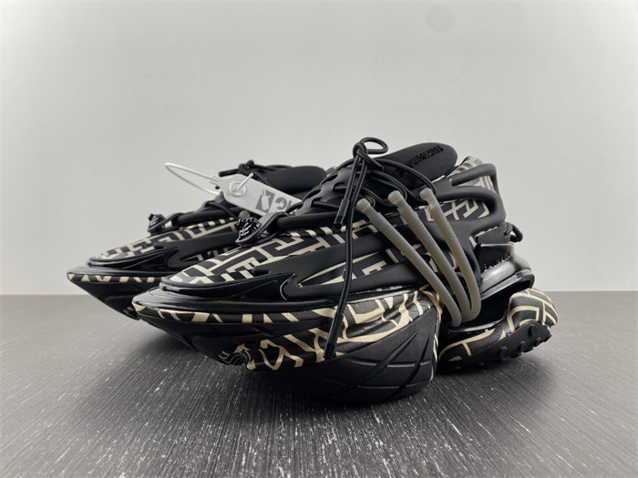 BALMAIN Black AM1VJ309