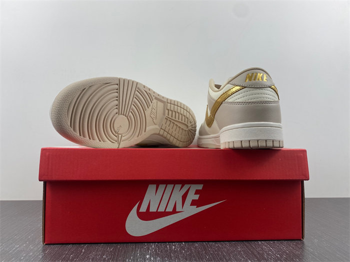 Nike SB Dunk DX5930-001