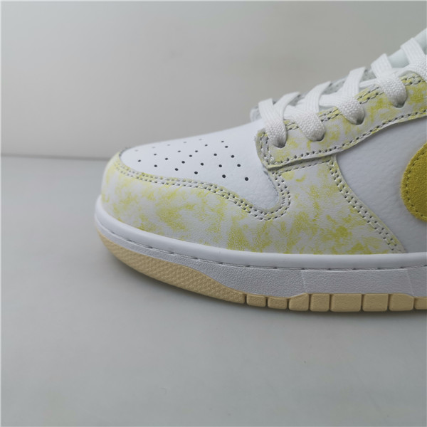 Nike Dunk Low Yellow Strike (W)  DM9467-700