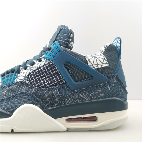 AIR JORDAN 4 RETRO SE 