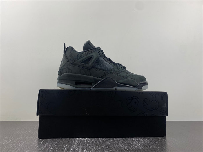 Jordan 4 Retro Kaws Black 930155-001