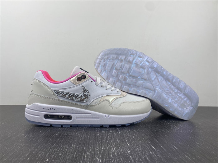 Nike Air Max 1 Unlock Your Space FN0608-101