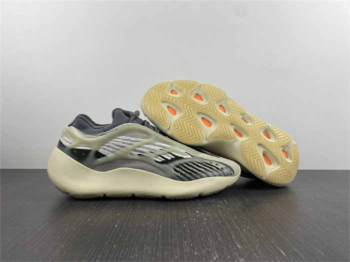 Ad*s yeezy 700 v3 fade salt id1674