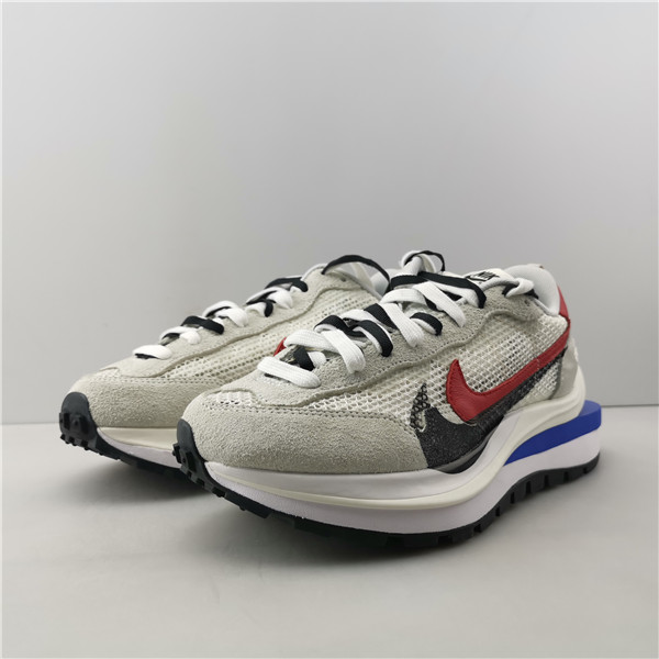 NIKE SACAI X VAPORWAFFLE 