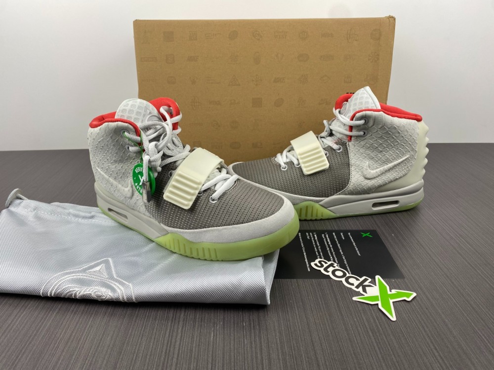 Nike Air Yeezy 2 Pure Platinum 508214-010