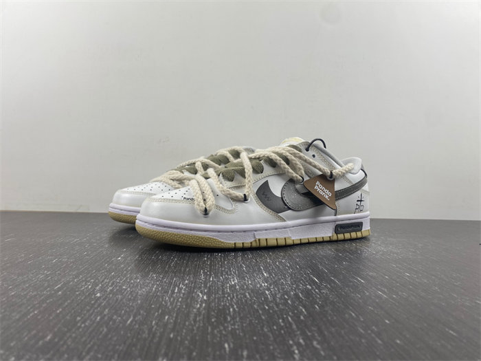 Nike Dunk Low DV0833-100