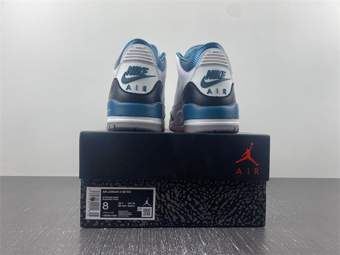 Air Jordan 3 Retro 136064-660