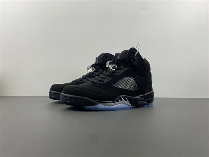 Air Jordan 5 “Black Cat FZ2239-001