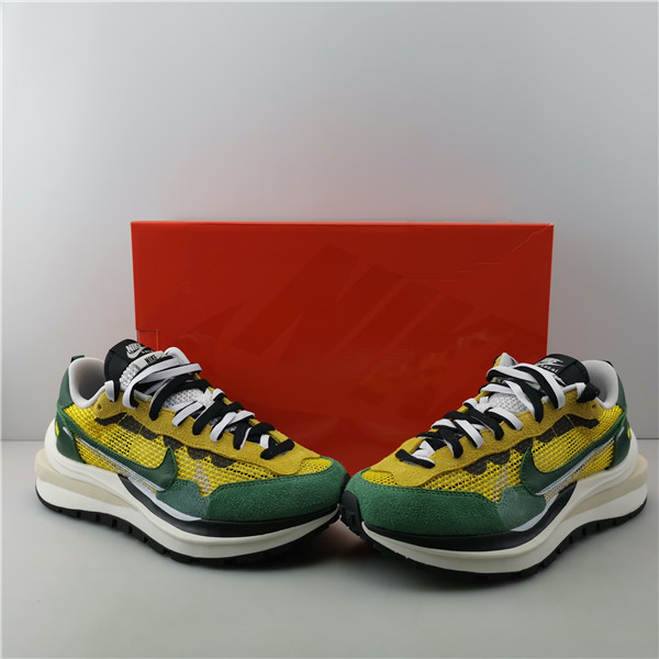 Sacai x Nike VaporWaffle  Tour Yellow CV1363-700