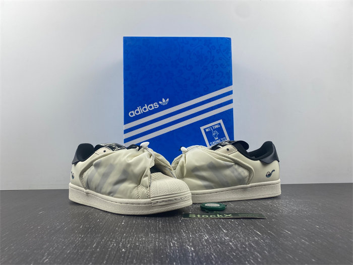 Ad*s originals superstar id9474