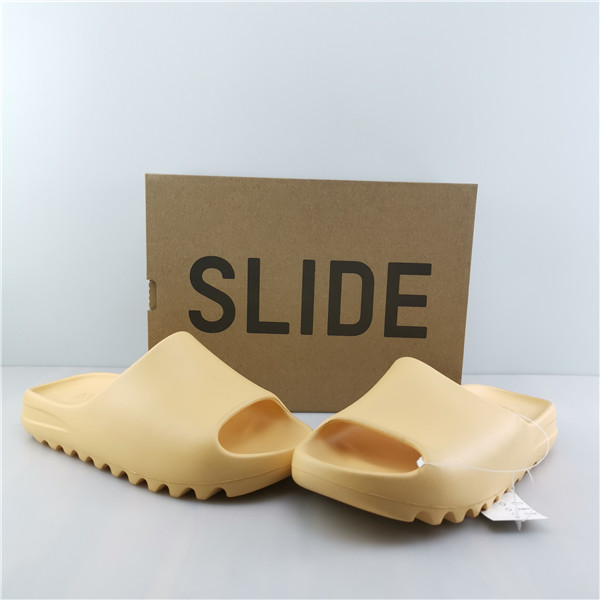 Ad*s yeezy slide khaki