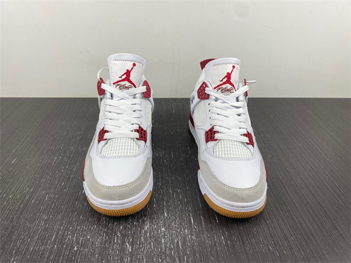 Nike SB x Air Jordan 4  DR5415-160