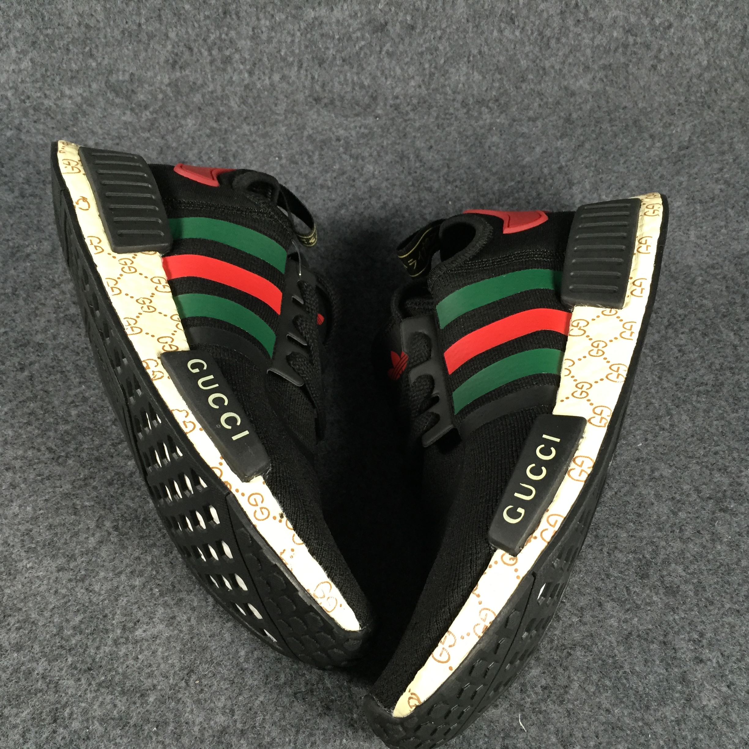 g*u*i x Ad*s nmd boost  s70166