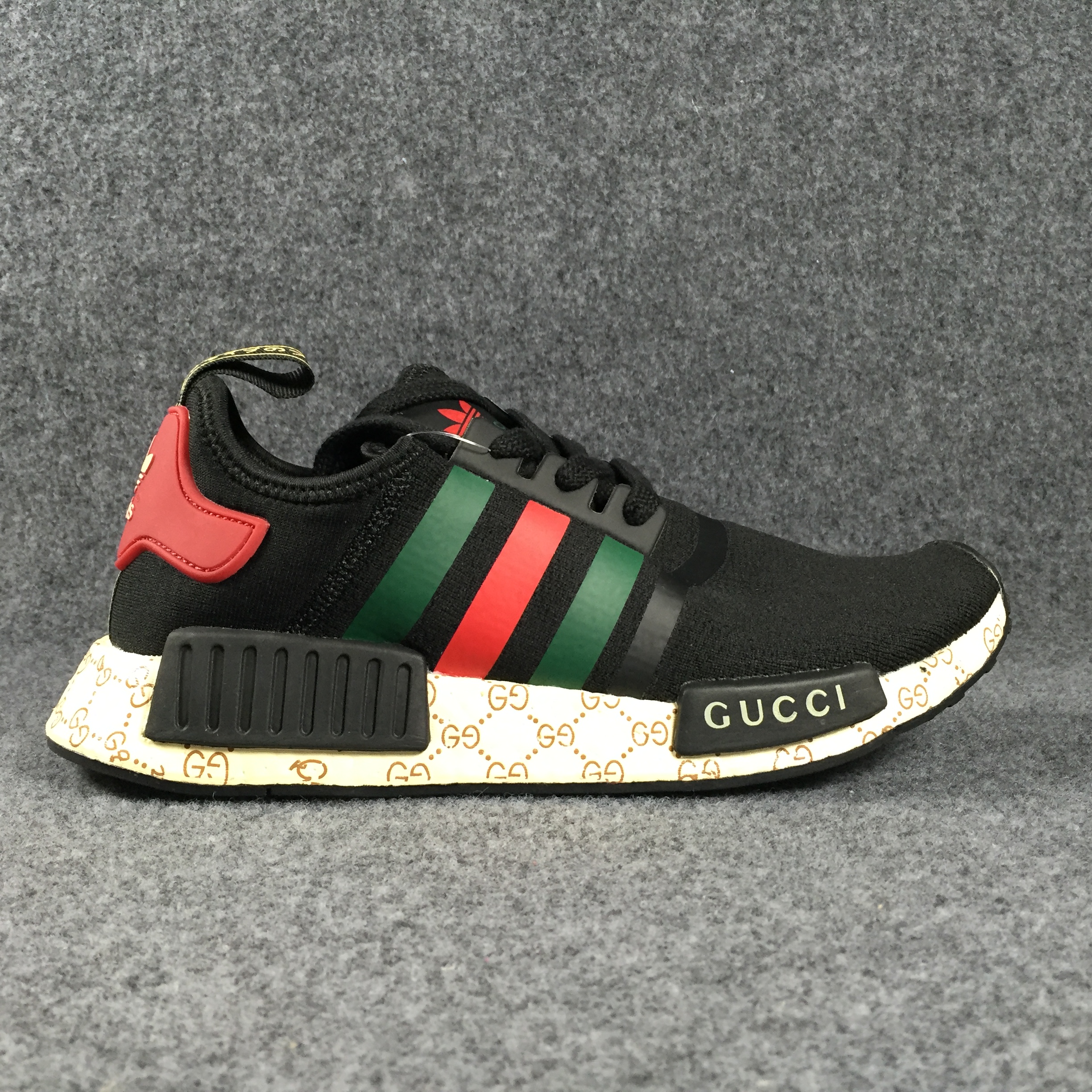 g*u*i x Ad*s nmd boost  s70166