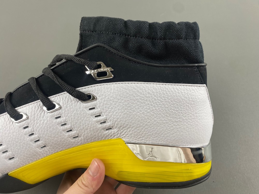 Air Jordan 17 Low “Lightning”