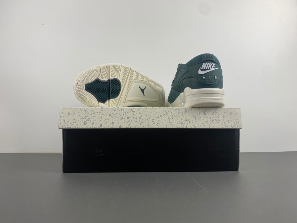 Air Jordan 4 RM FQ7940-300