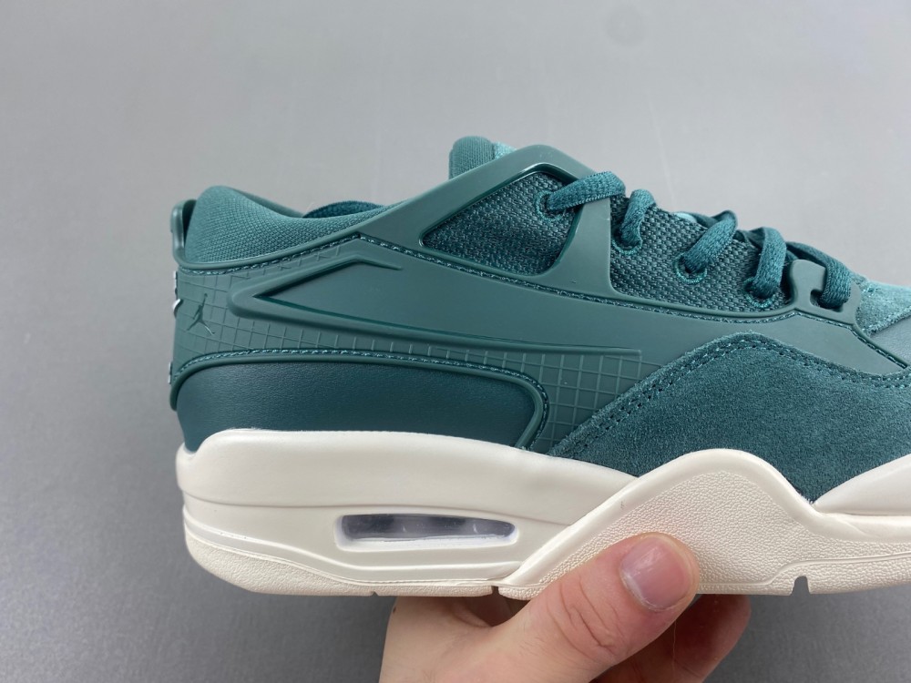 Air Jordan 4 RM FQ7940-300