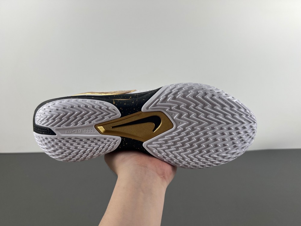 Nike Air ZoomX G.T. Cut 3  DV2918-101