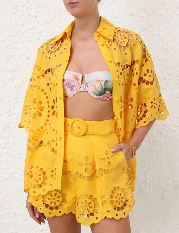POP EMBROIDERED SHORT