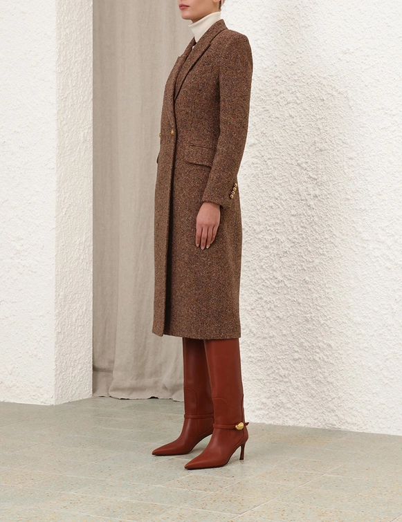 Illustration Hourglass Coat