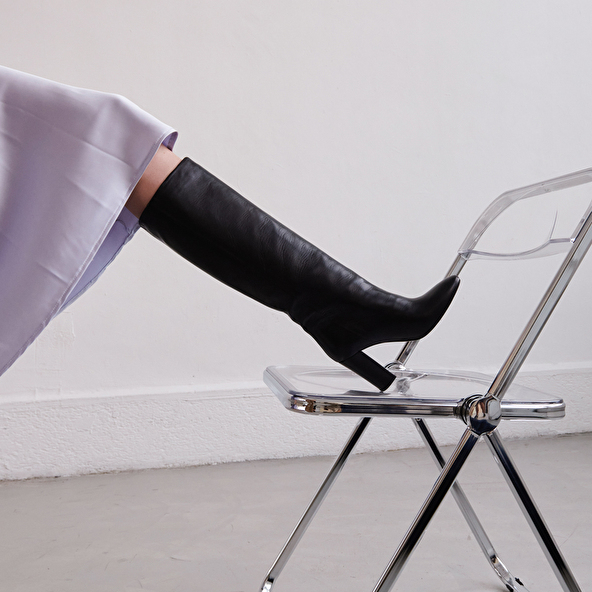 HIGH BOOTS WITH SQUARE HEEL