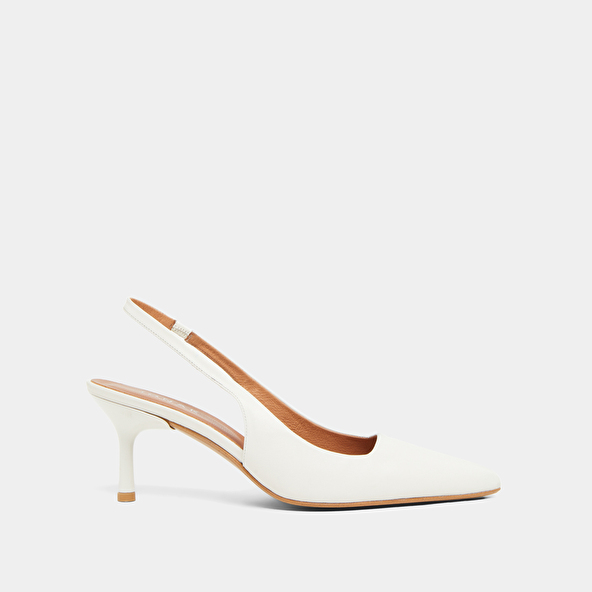 POINTED-TOE PUMPS