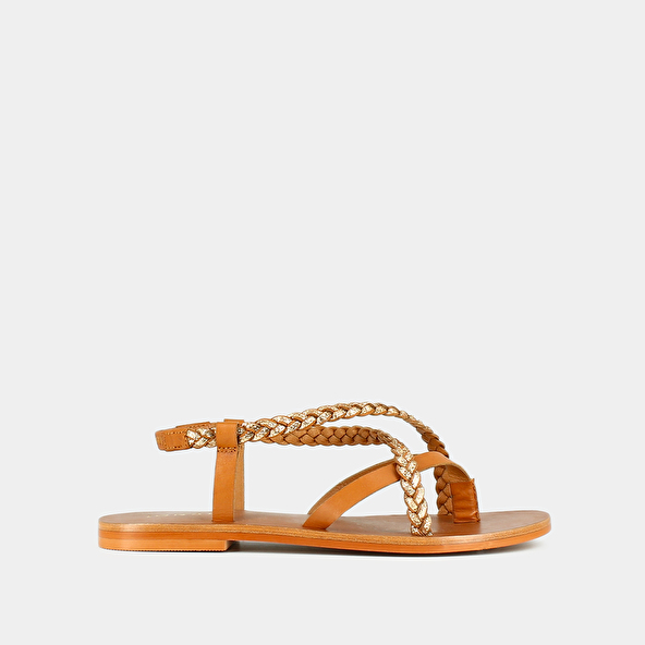 SANDALS WITH STRAPS
